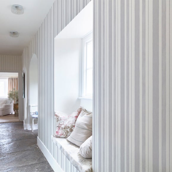 Shabby Chic by Rachel Ashwell® Watercolour Stripe Wallpaper